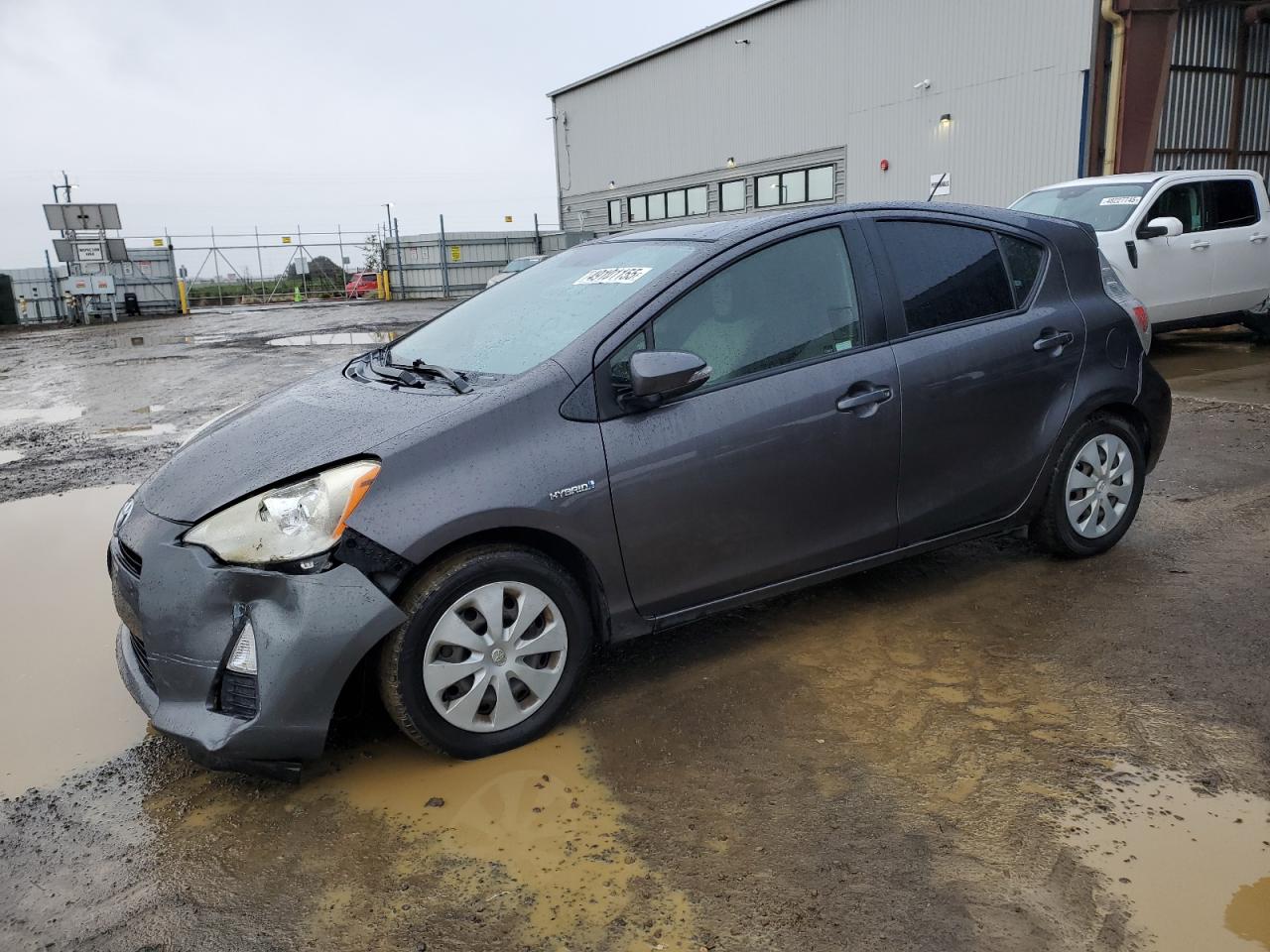 TOYOTA PRIUS 2013