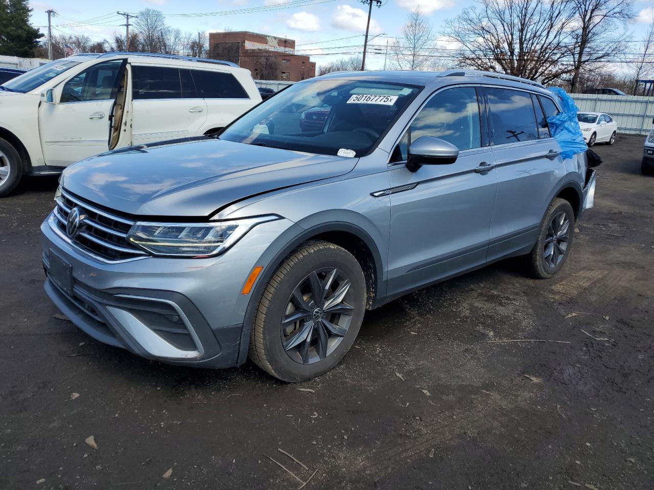 VOLKSWAGEN TIGUAN SE 2022