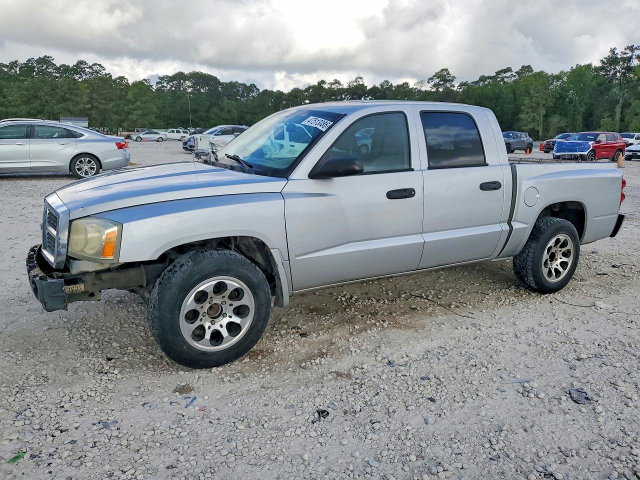 DODGE DAKOTA 2006