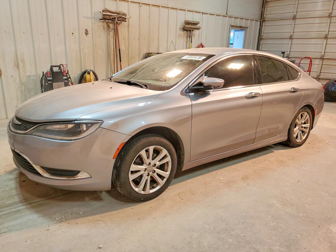 CHRYSLER 200 2015
