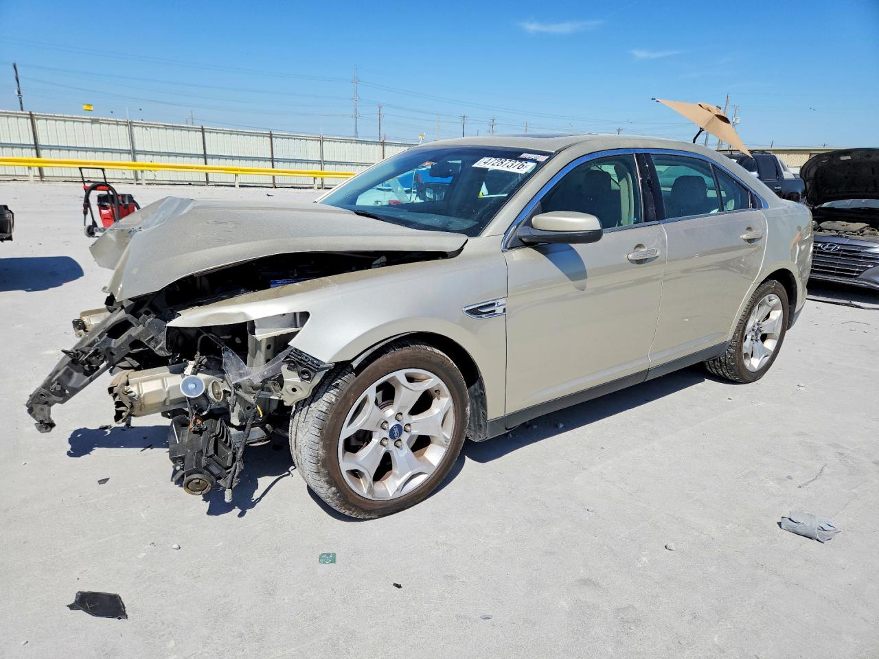 FORD TAURUS 2010