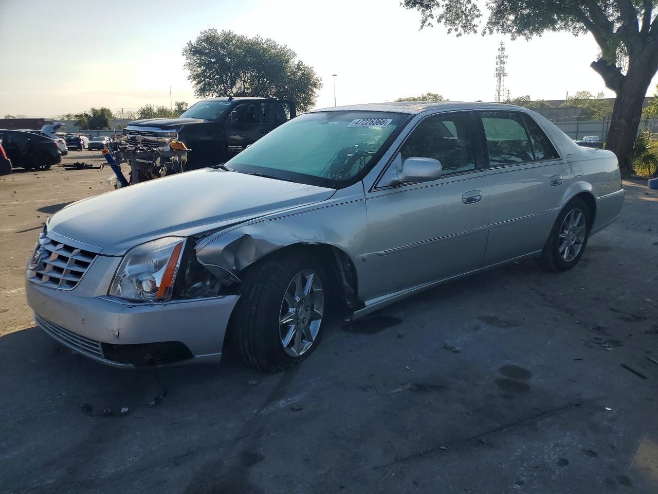 CADILLAC DTS 2010