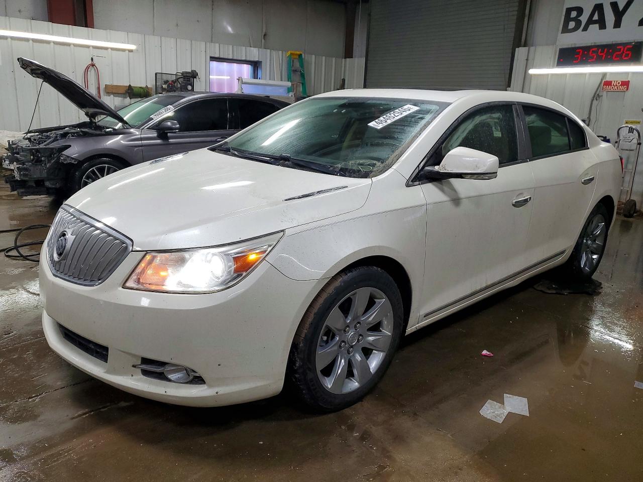 BUICK LACROSSE 2011