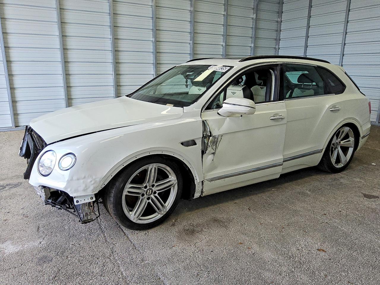 BENTLEY BENTAYGA 2017