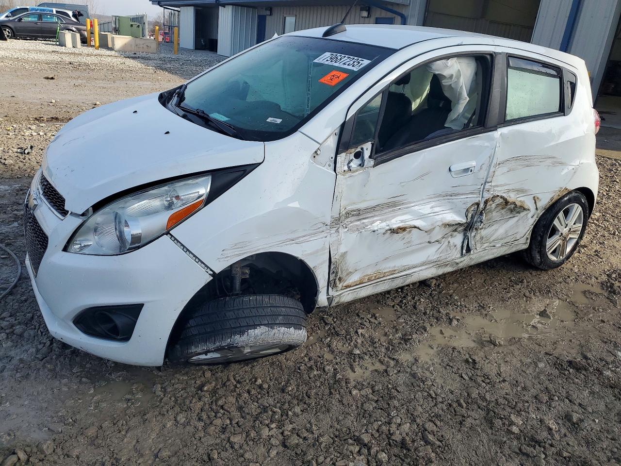 CHEVROLET SPARK 2015