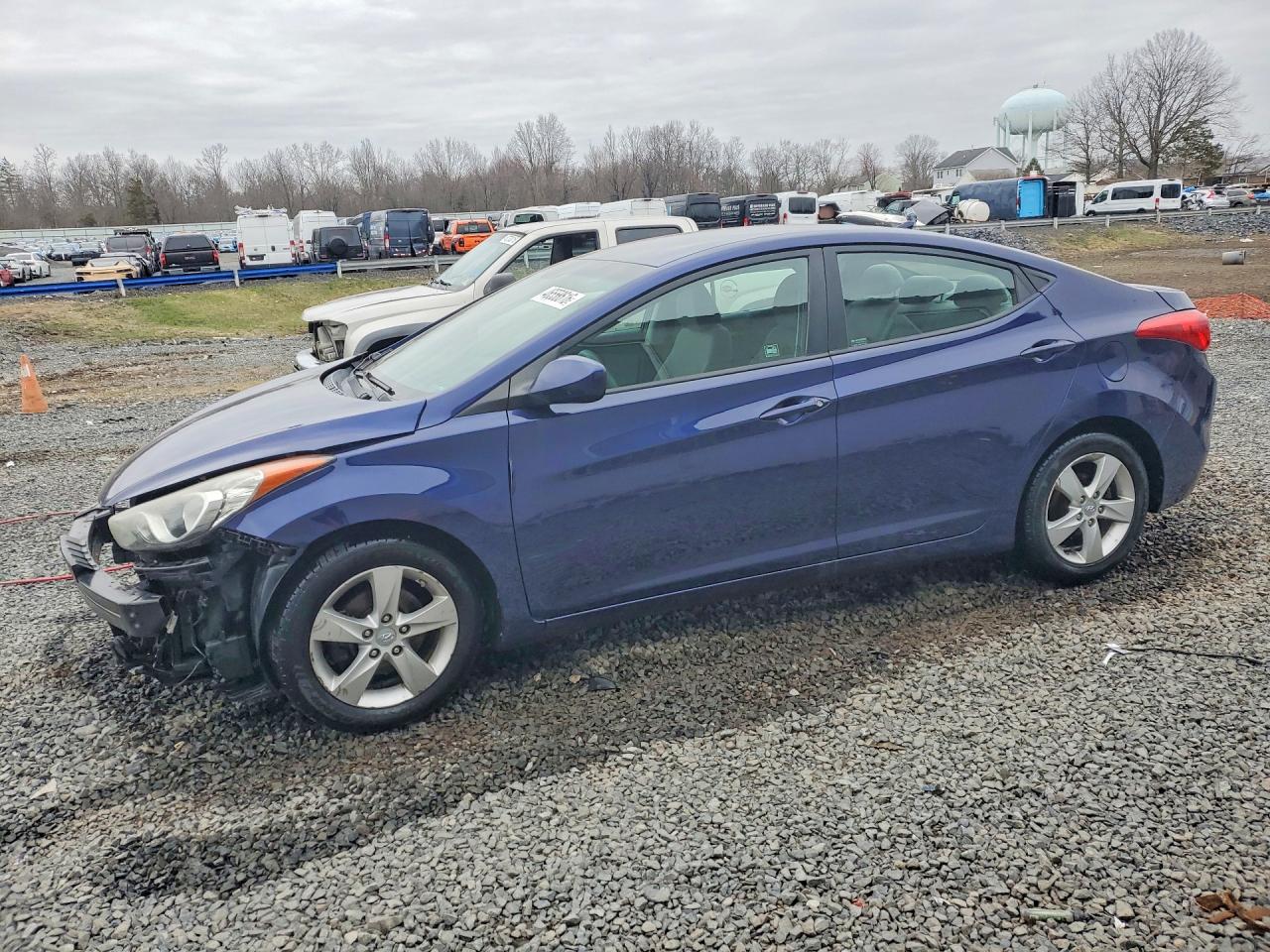 HYUNDAI ELANTRA 2013