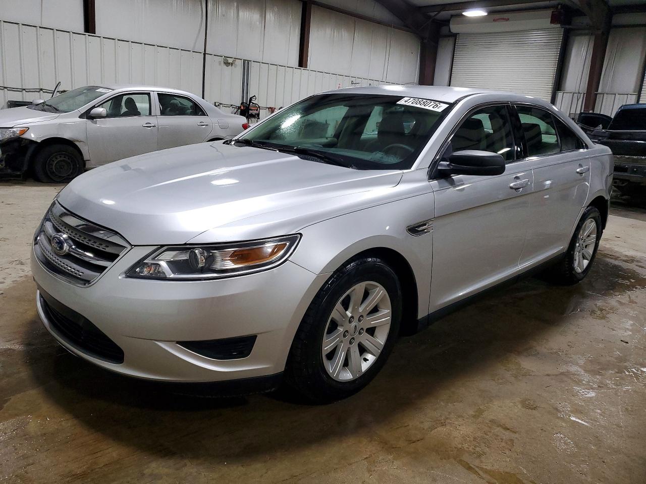 FORD TAURUS 2010
