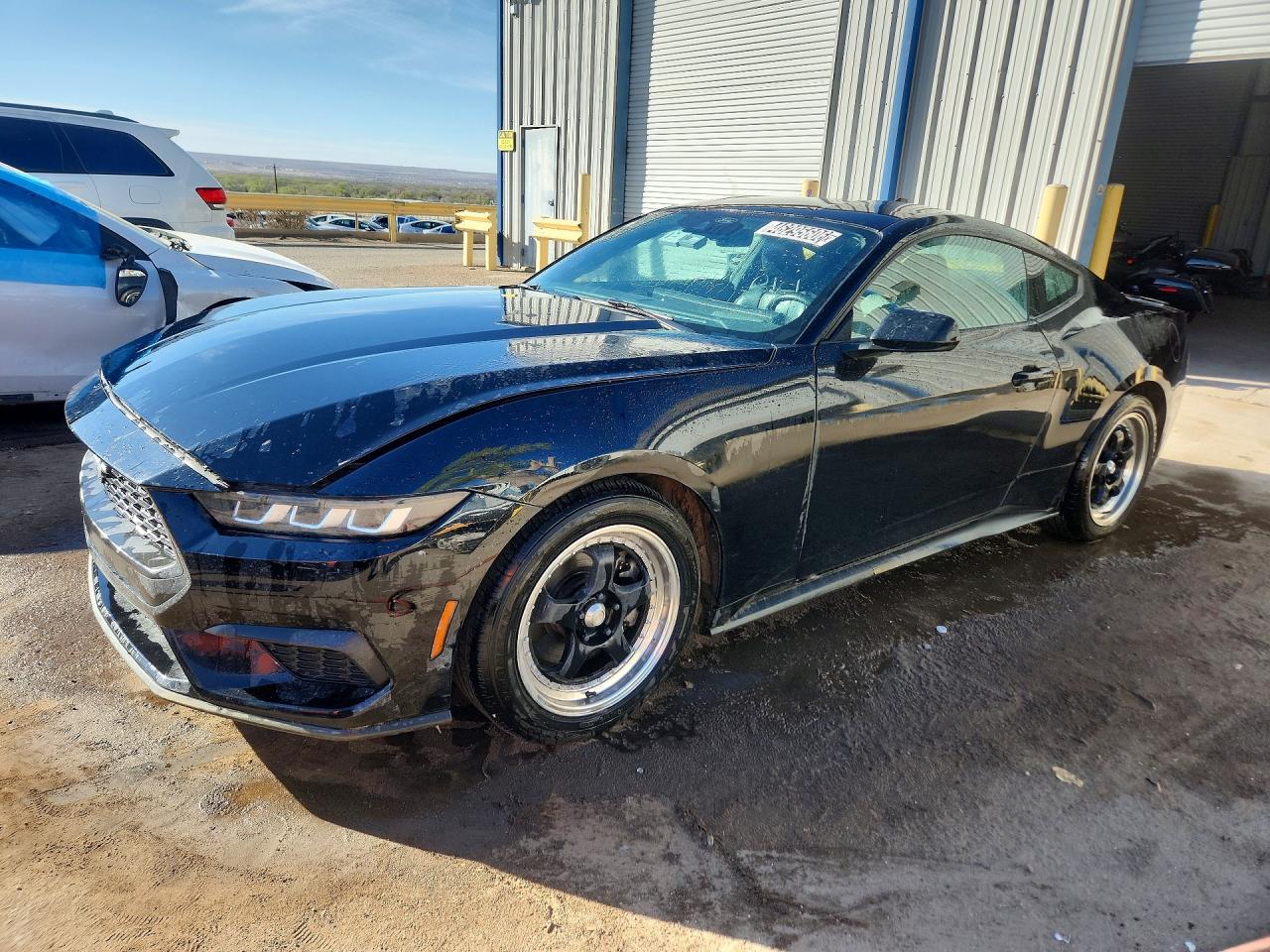 FORD MUSTANG 2024