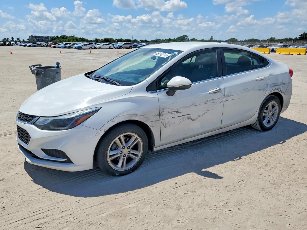 CHEVROLET CRUZE 2017
