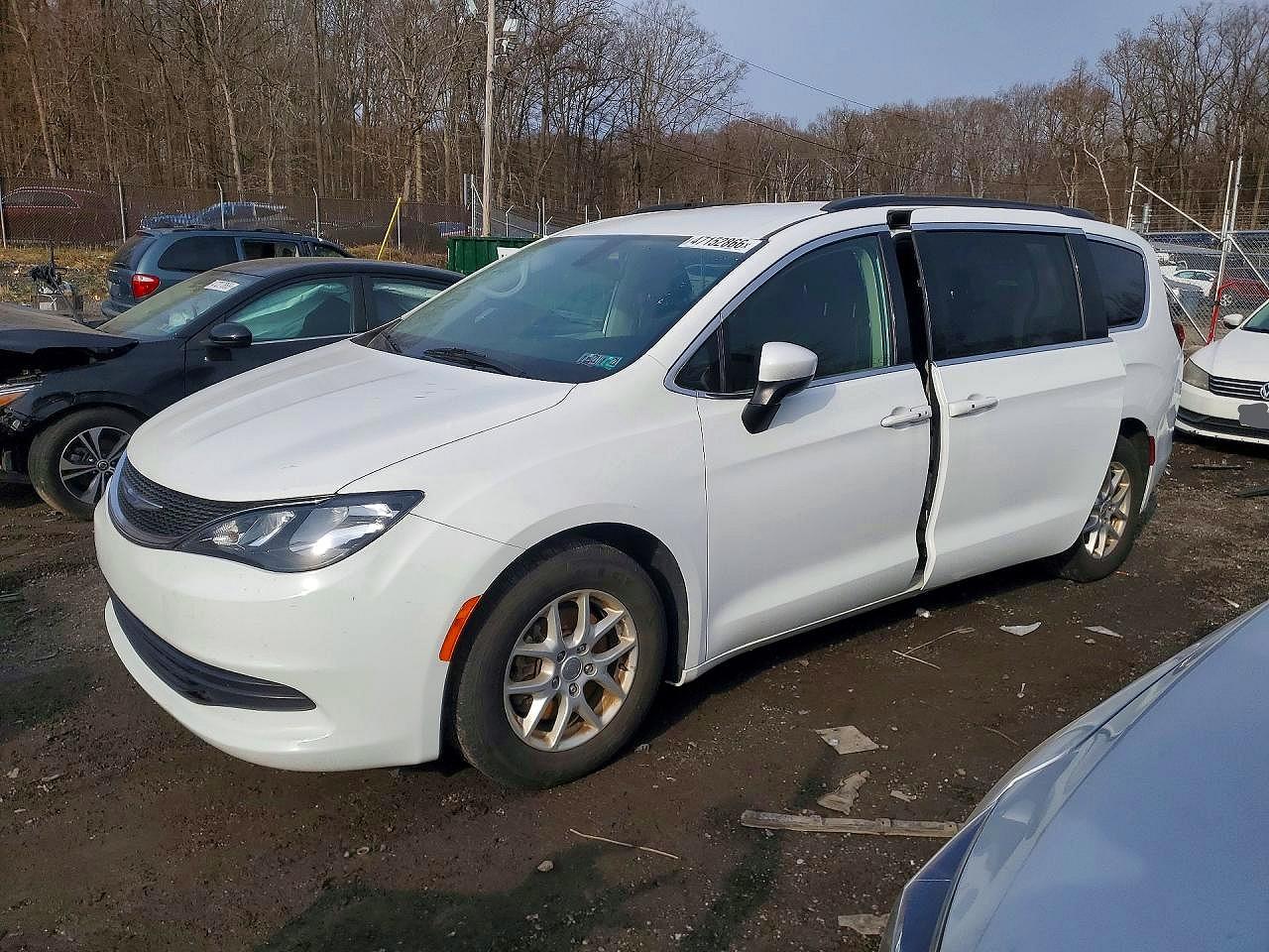 CHRYSLER VOYAGER 2020