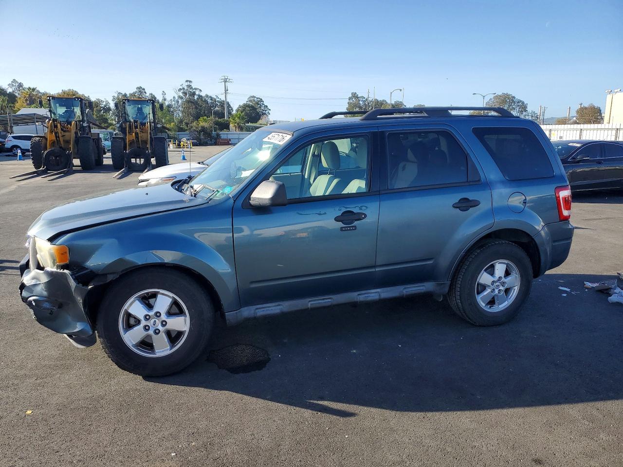 FORD ESCAPE 2010