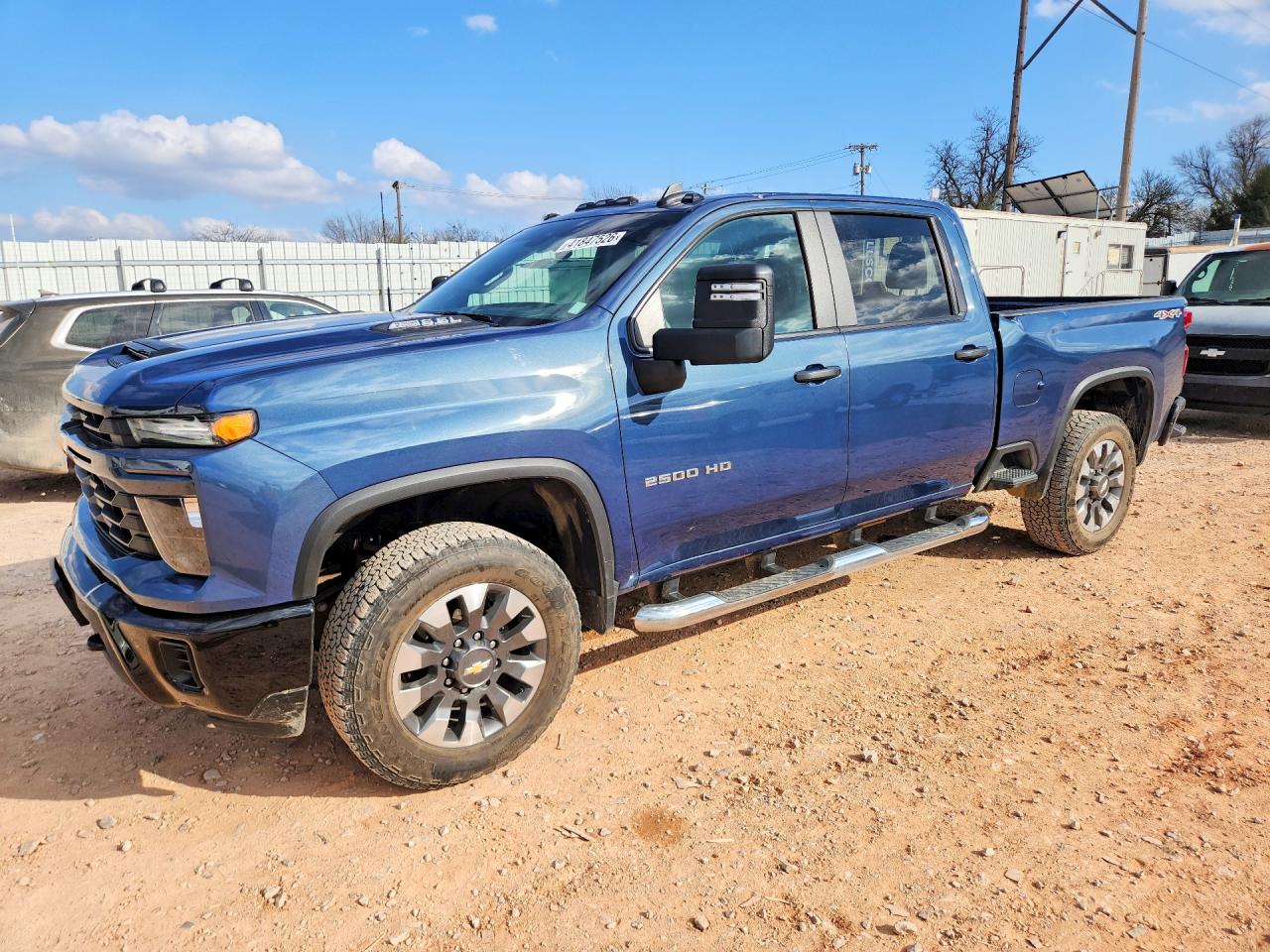 CHEVROLET SILVERADO 2024