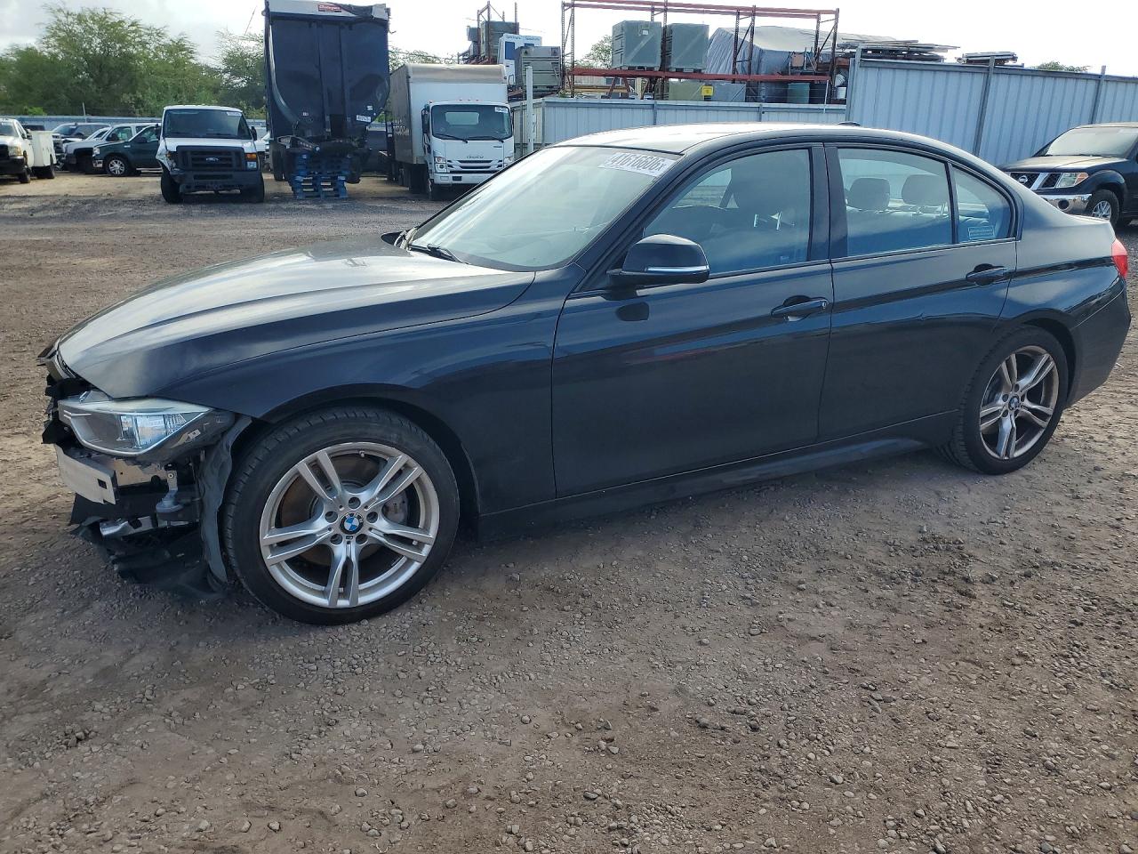 BMW 328 2015