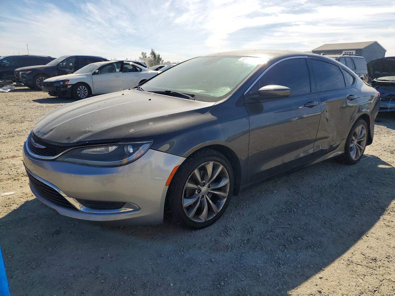 CHRYSLER 200 2015