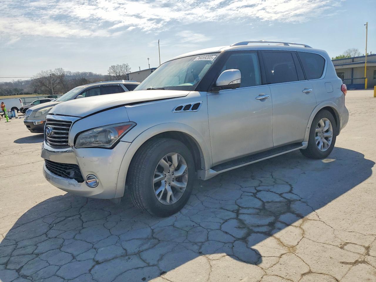 INFINITI QX56 2011