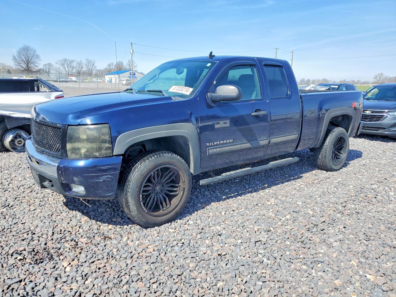 CHEVROLET SILVERADO 2011