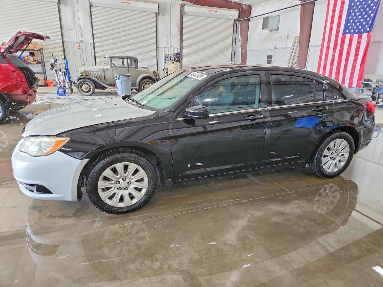 CHRYSLER 200 2012
