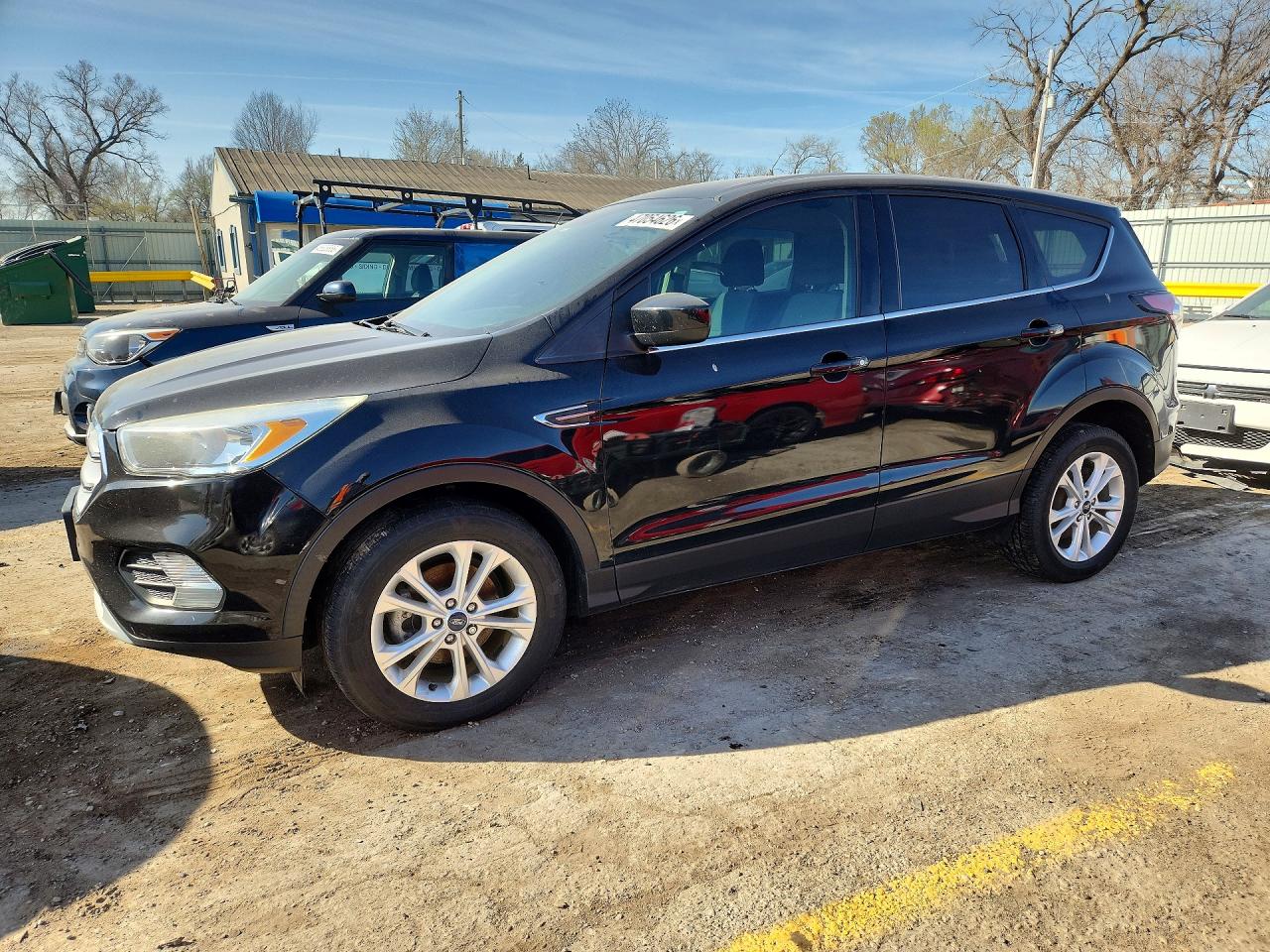 FORD ESCAPE 2017