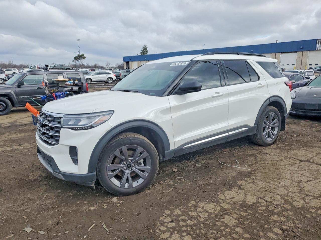 FORD EXPLORER 2025