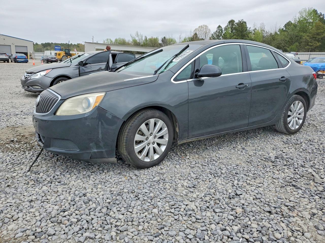 BUICK VERANO 2015