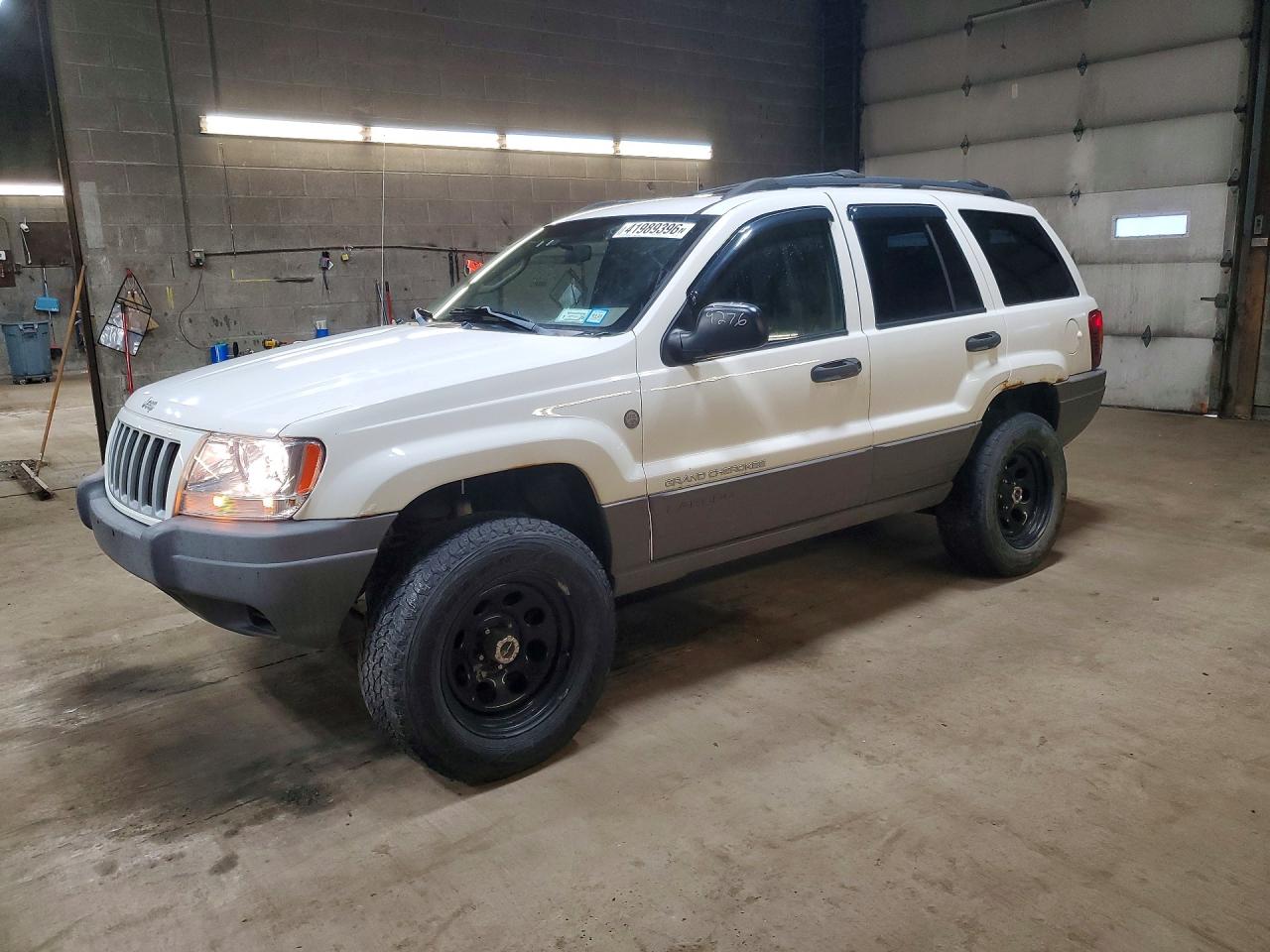 JEEP GRAND CHEROKEE 2004