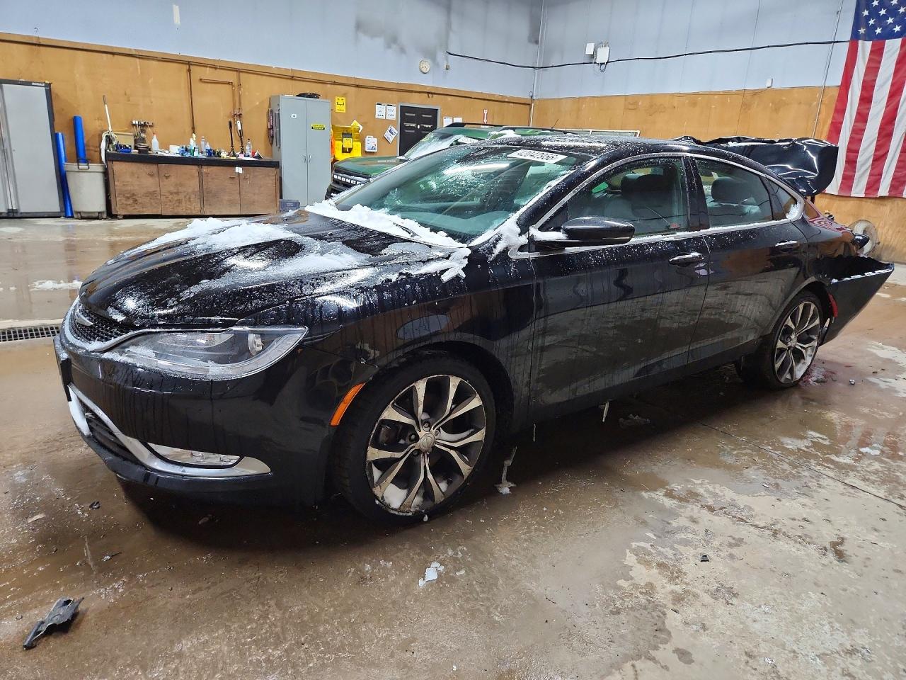 CHRYSLER 200 2015