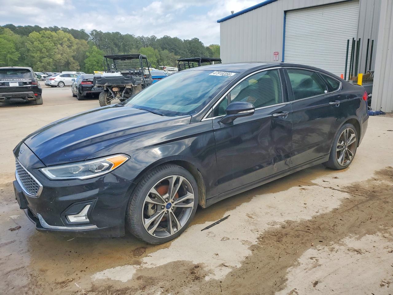 FORD FUSION 2019