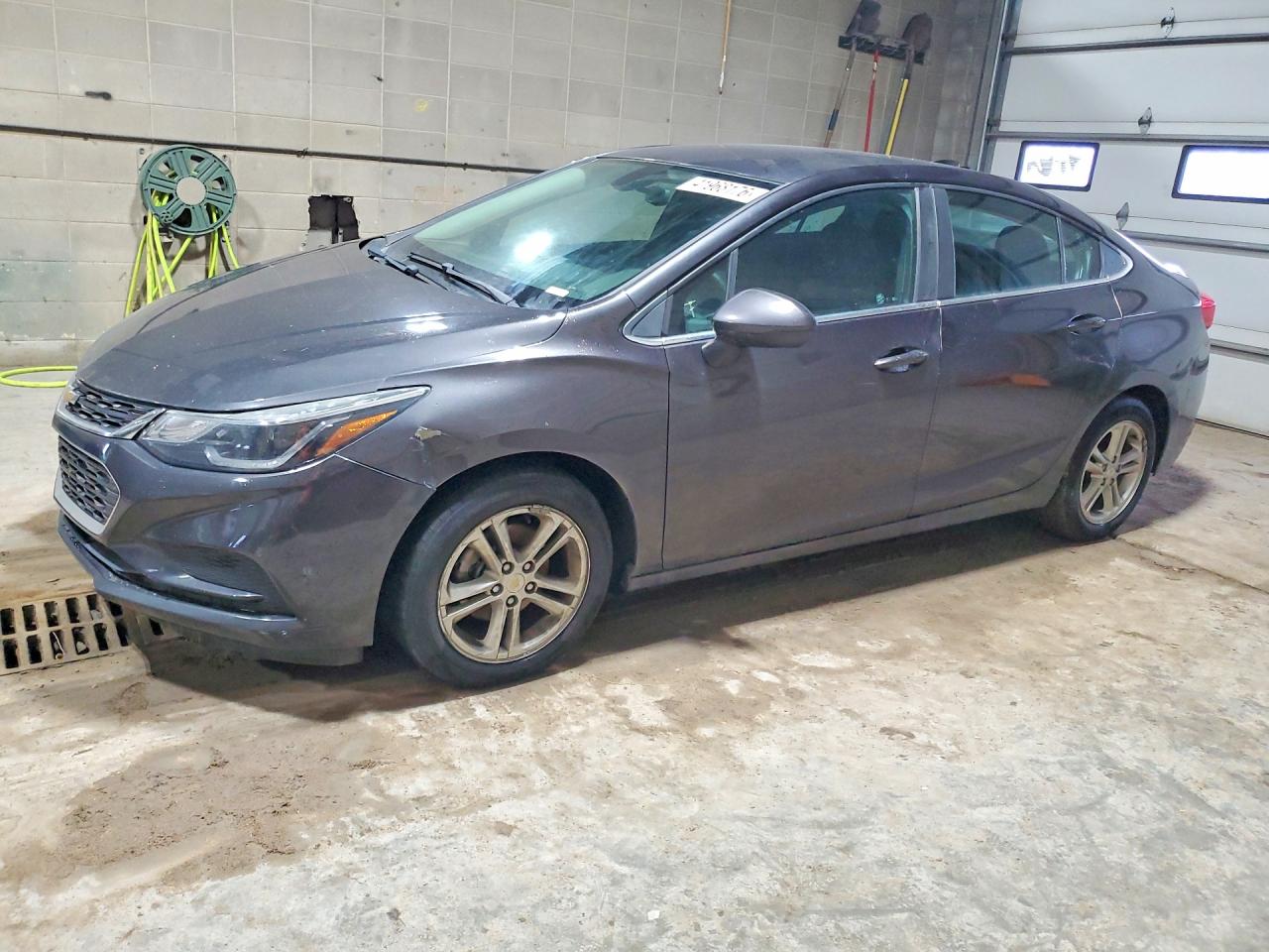 CHEVROLET CRUZE 2016
