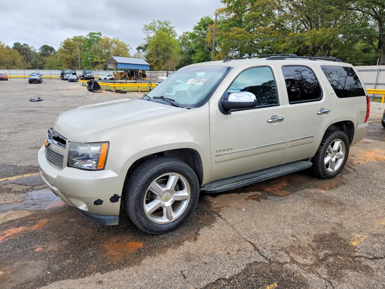 CHEVROLET TAHOE 2014