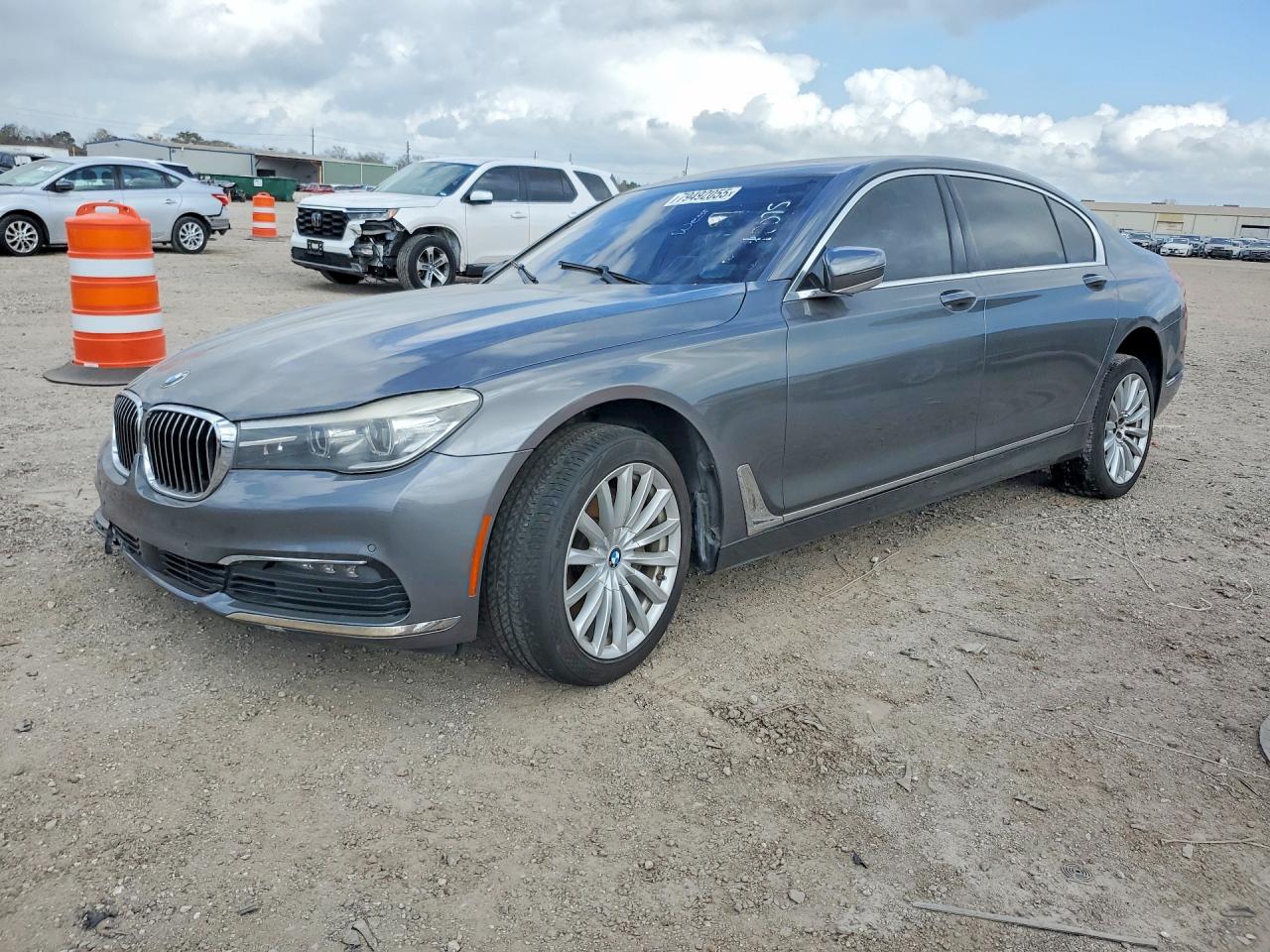 BMW 740 2017
