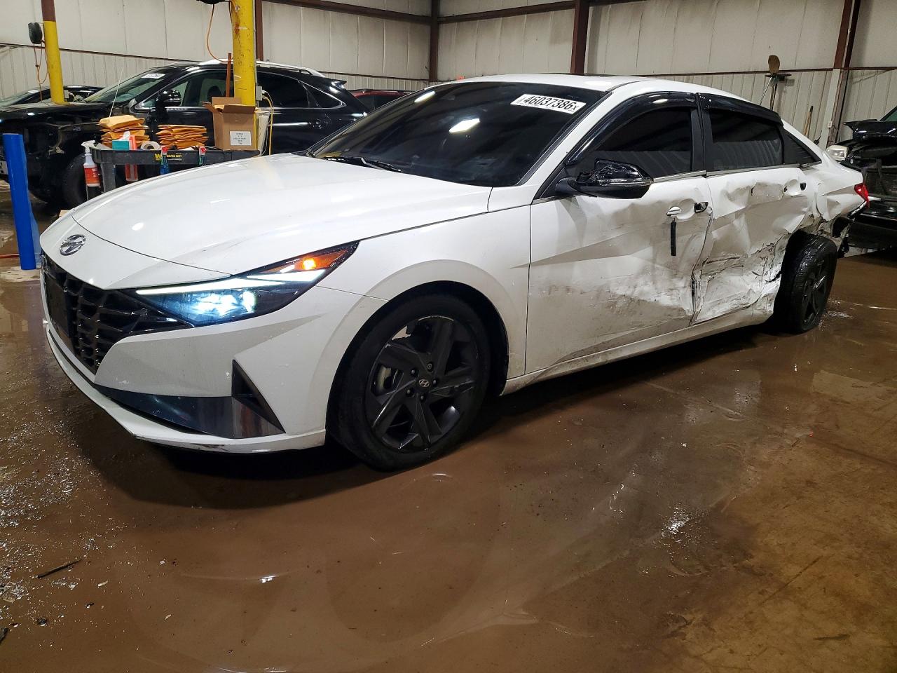 HYUNDAI ELANTRA 2023