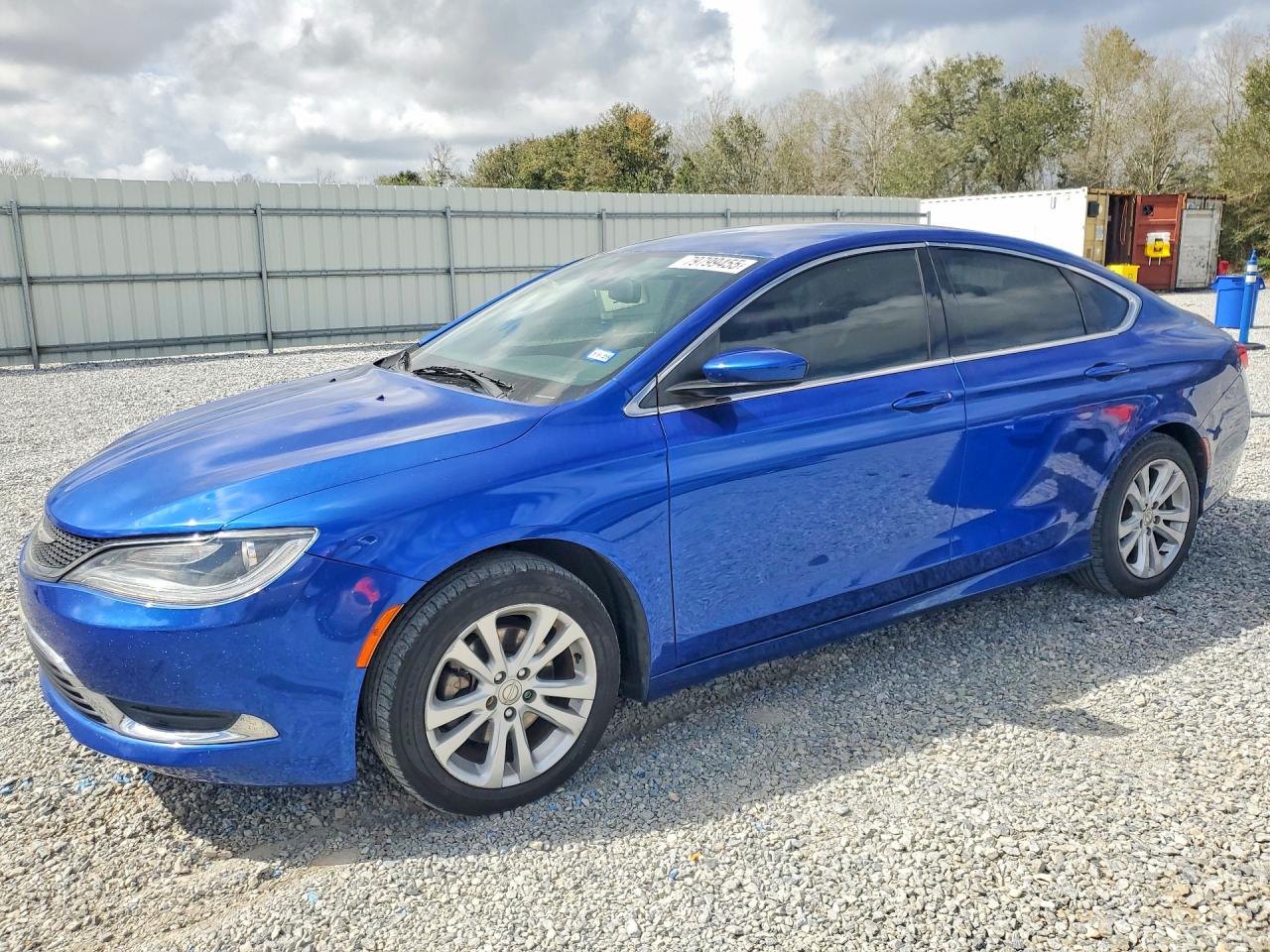 CHRYSLER 200 2015