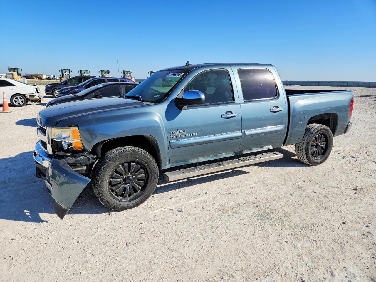 CHEVROLET SILVERADO 2011