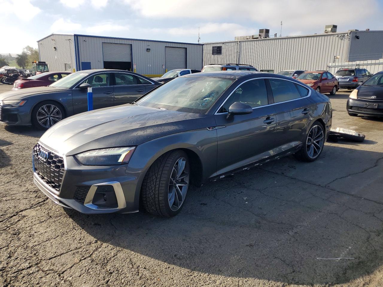 AUDI A5 2023