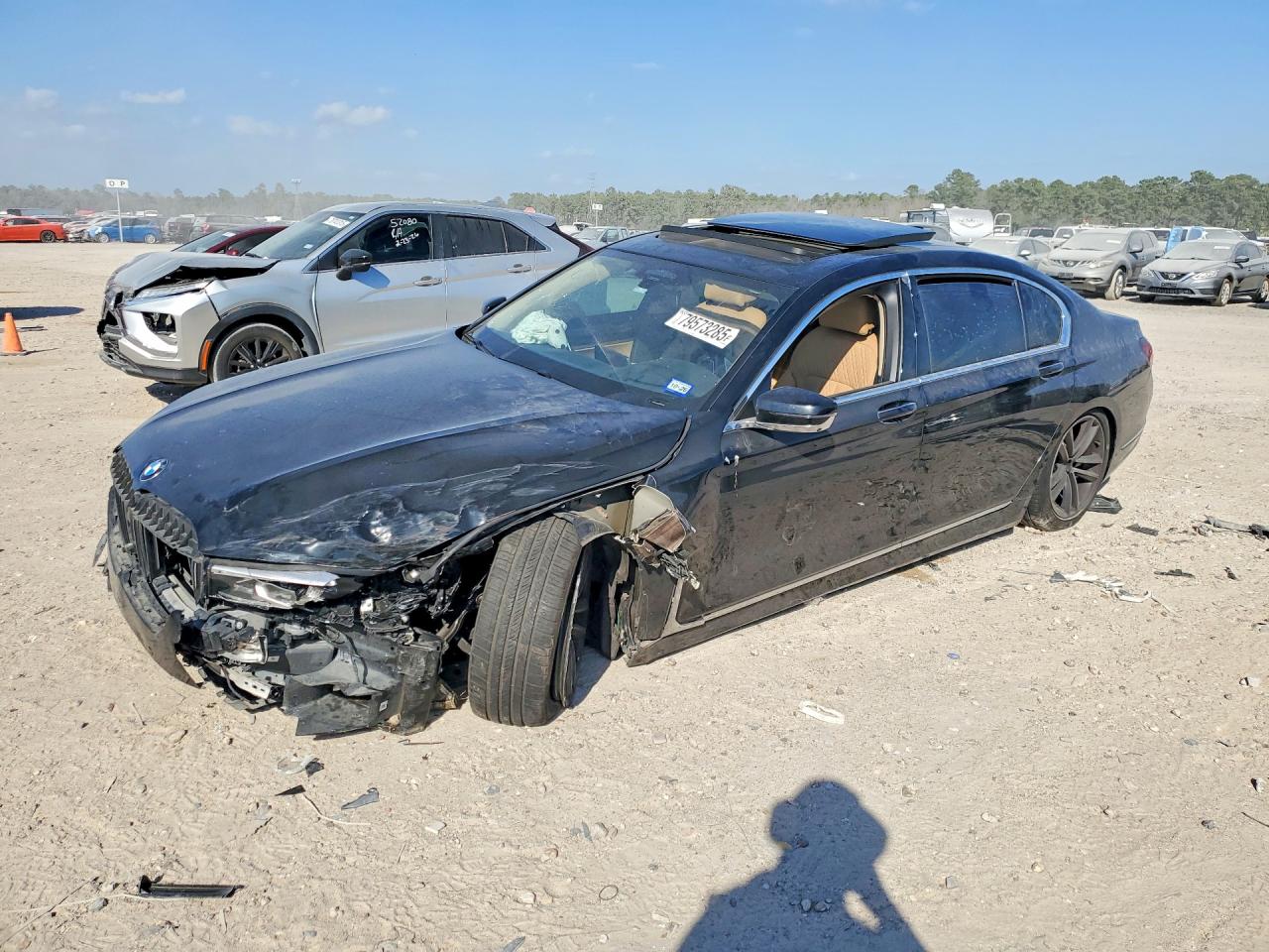 BMW 750 2021