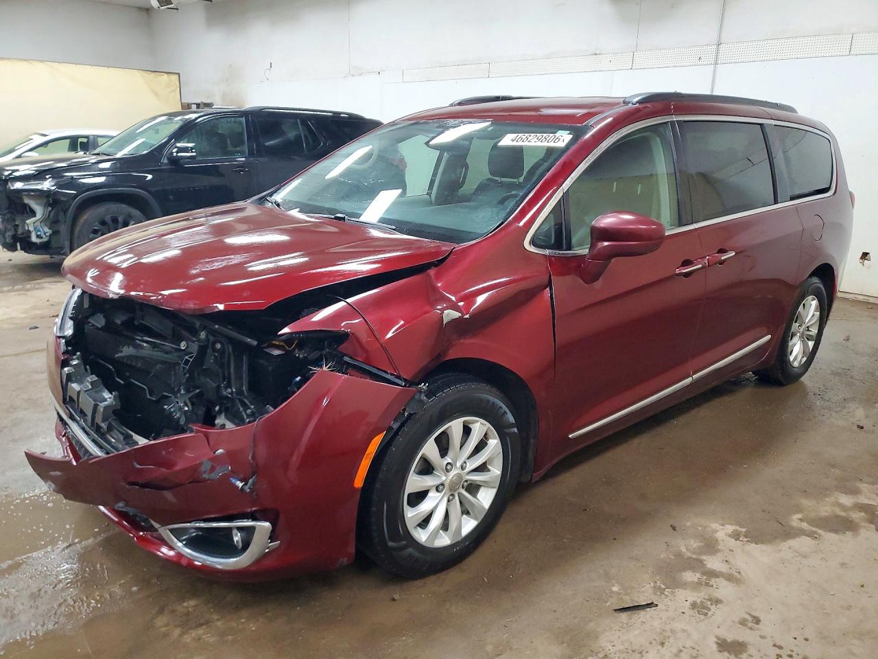 CHRYSLER PACIFICA 2017