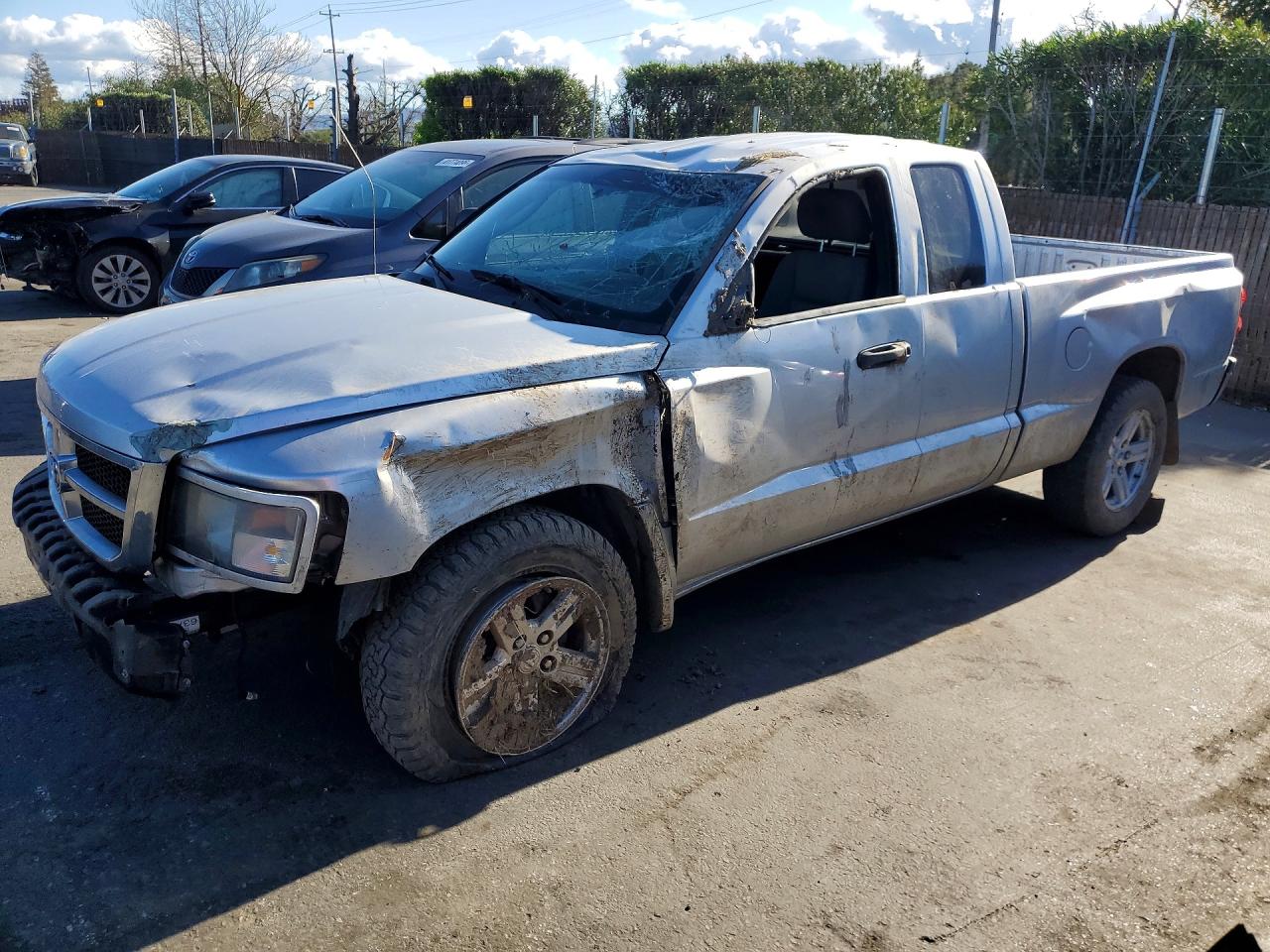 DODGE DAKOTA 2010