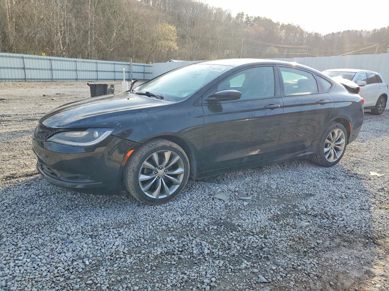 CHRYSLER 200 2015