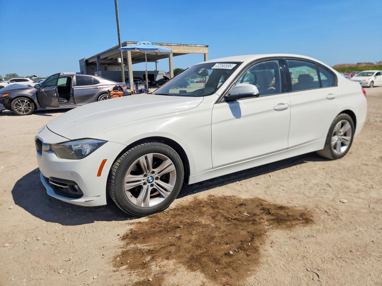 BMW 328 2016