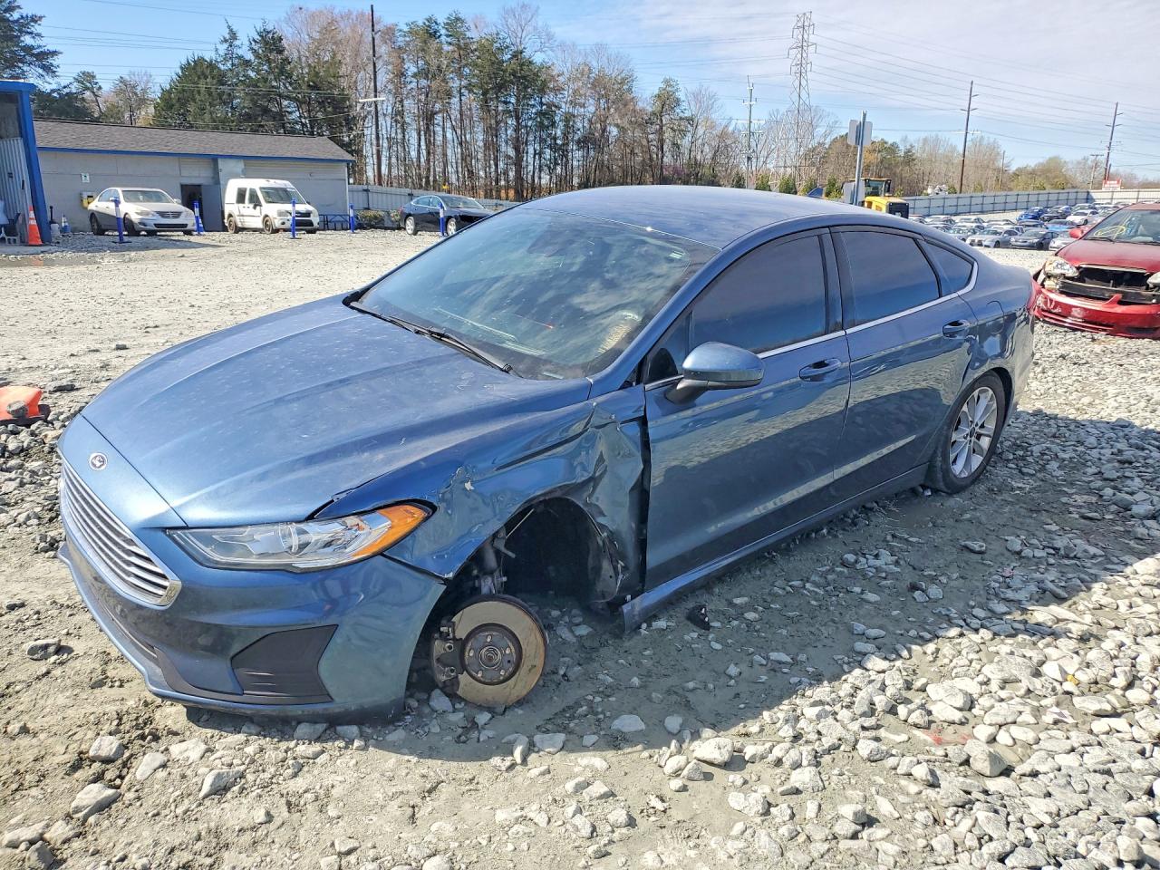 FORD FUSION 2019