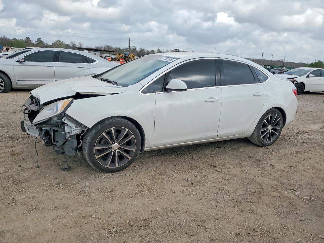 BUICK VERANO 2017