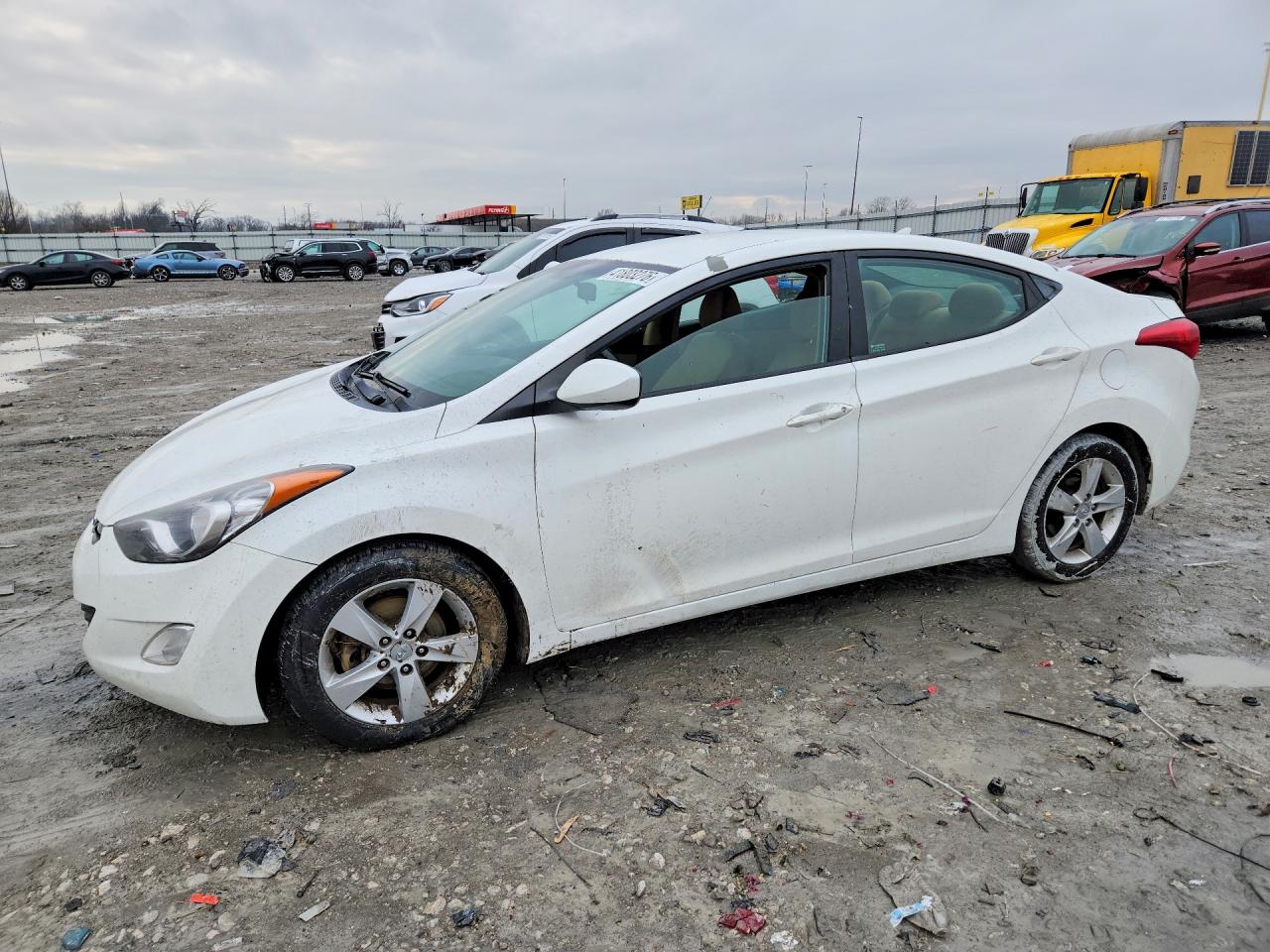 HYUNDAI ELANTRA 2013