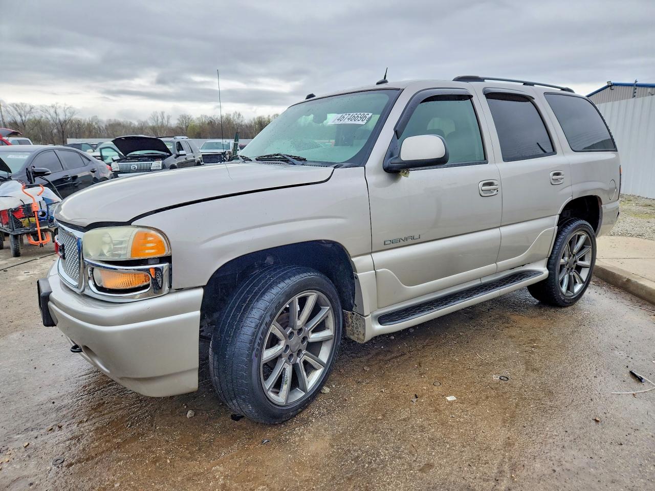 GMC YUKON 2004