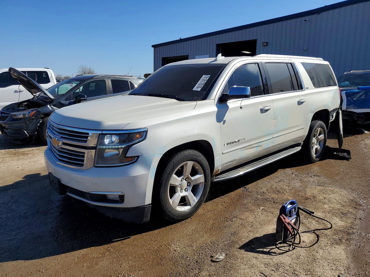 CHEVROLET SUBURBAN 2015