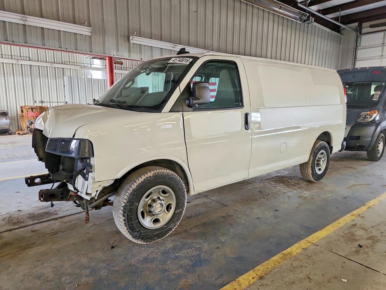 CHEVROLET EXPRESS G2500 2020