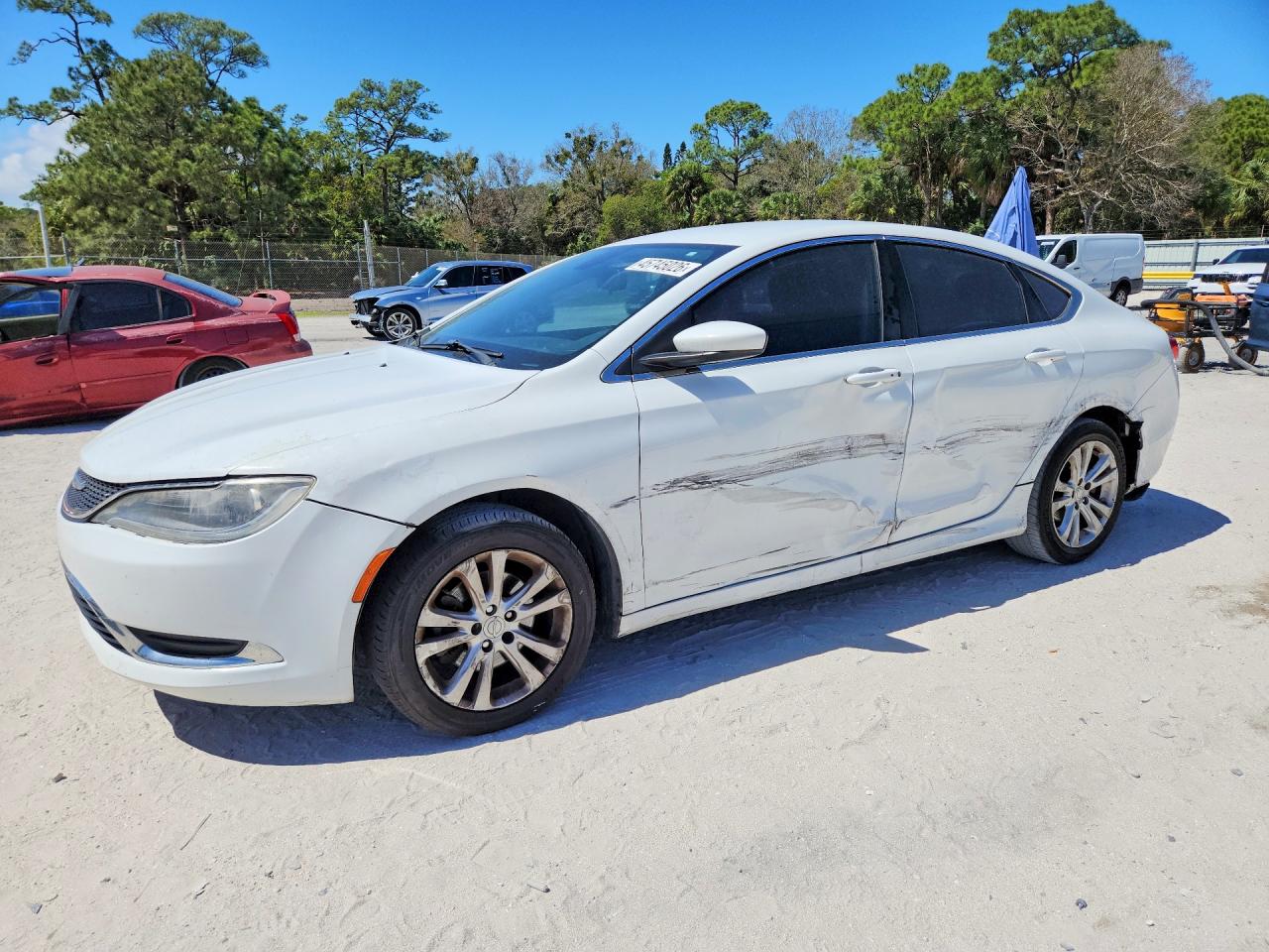CHRYSLER 200 2015