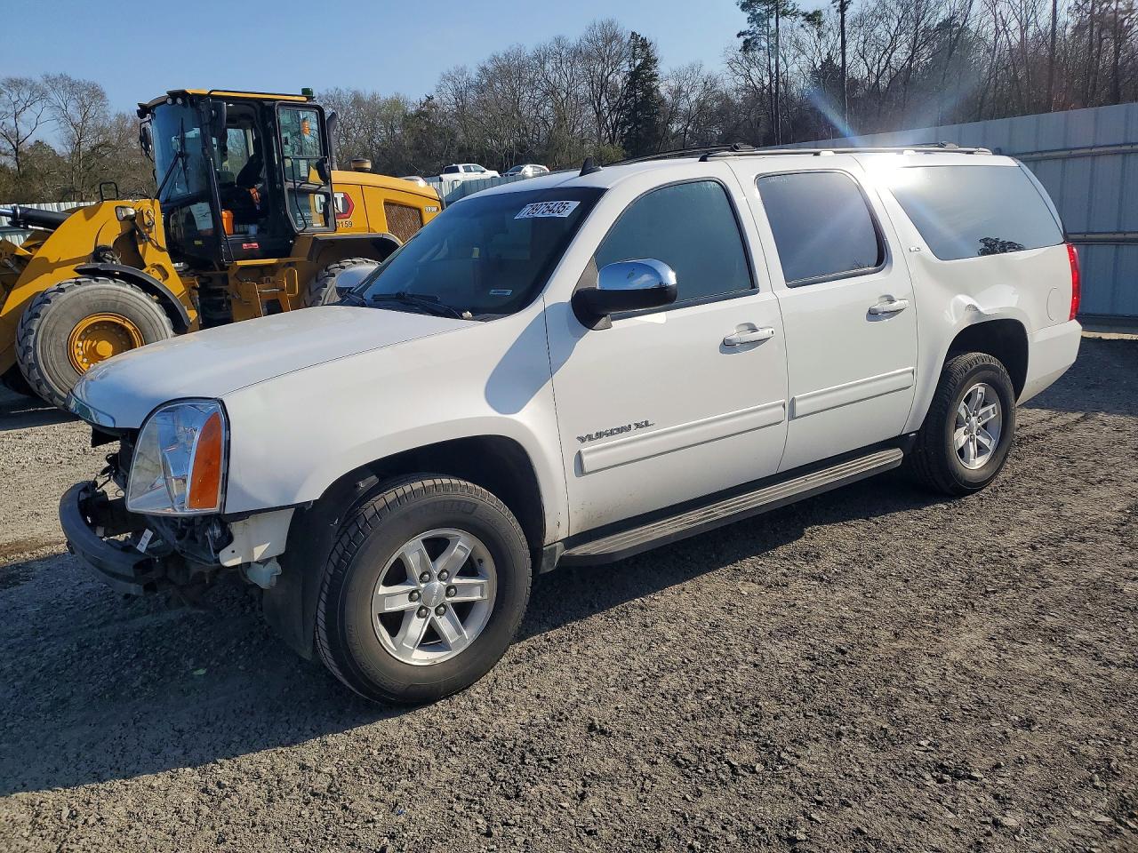 GMC YUKON XL 2013