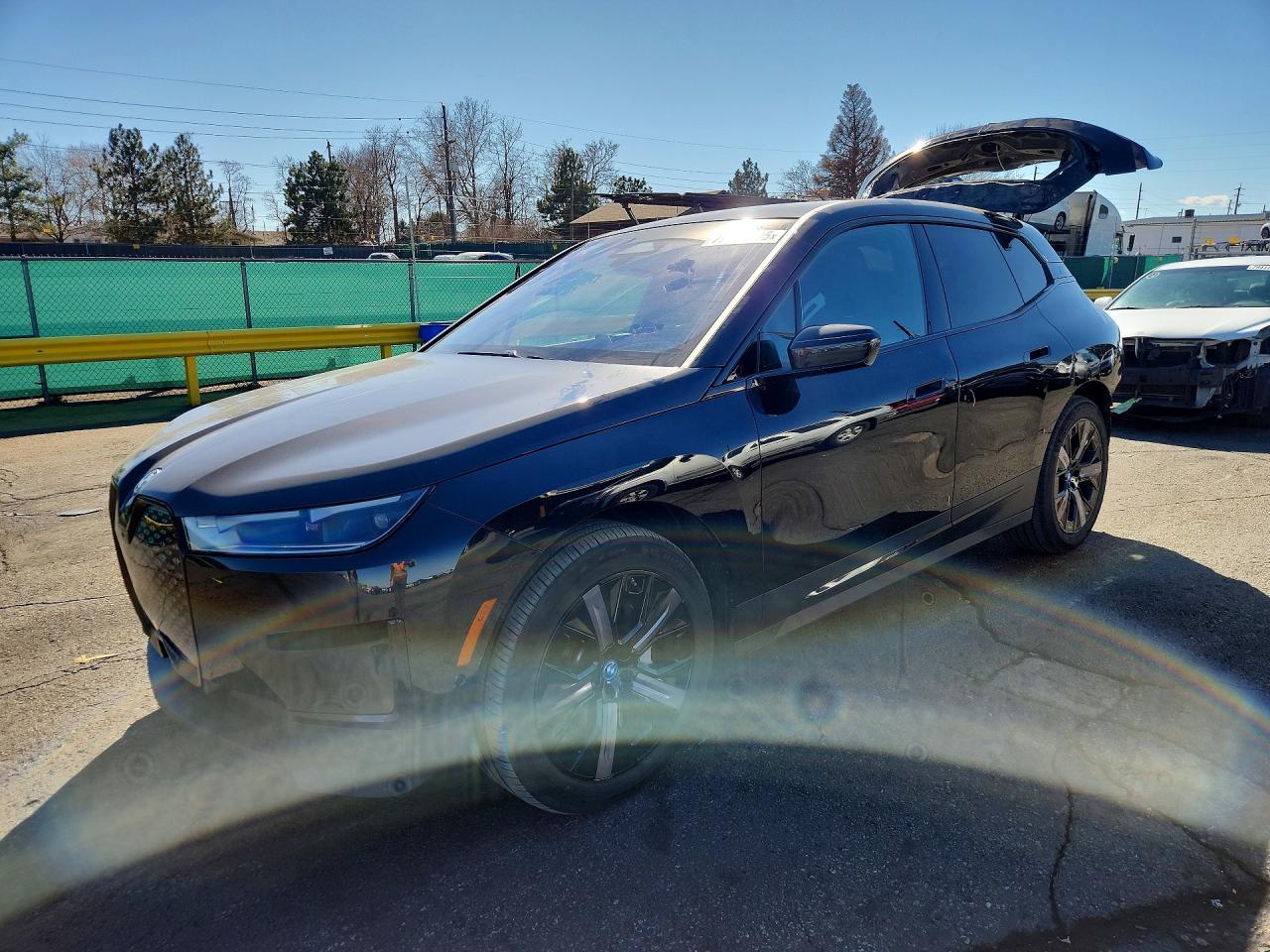 BMW IX 2024