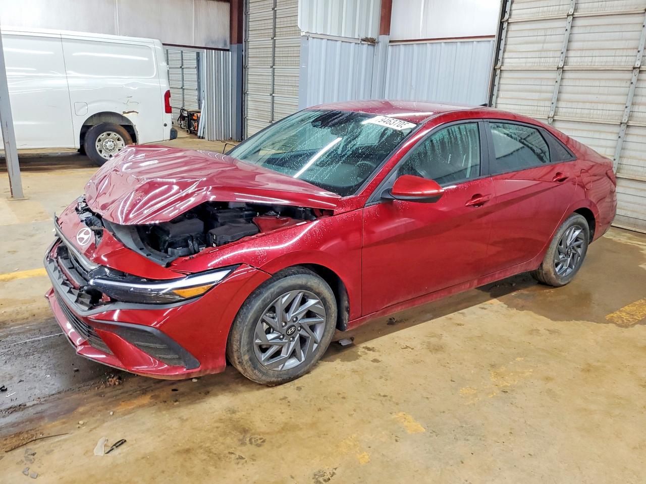 HYUNDAI ELANTRA 2024