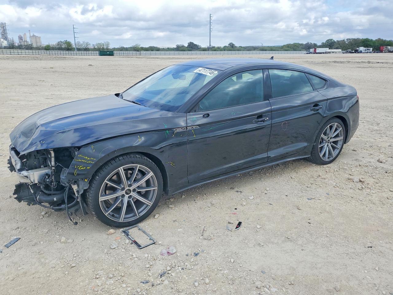 AUDI A5 2025